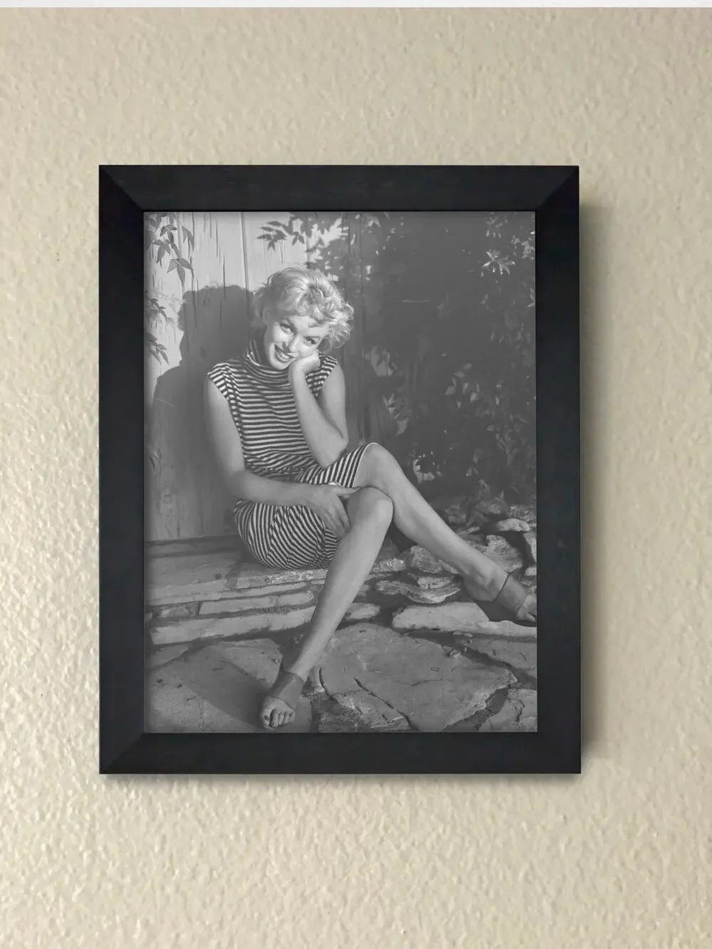 Marilyn Monroe Framed Wall Art Portrait Picture | Hollywood Glam Decor